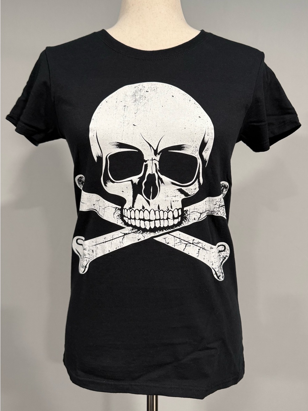 Gildan Black Tee with White Skull & Crossbones Graphic